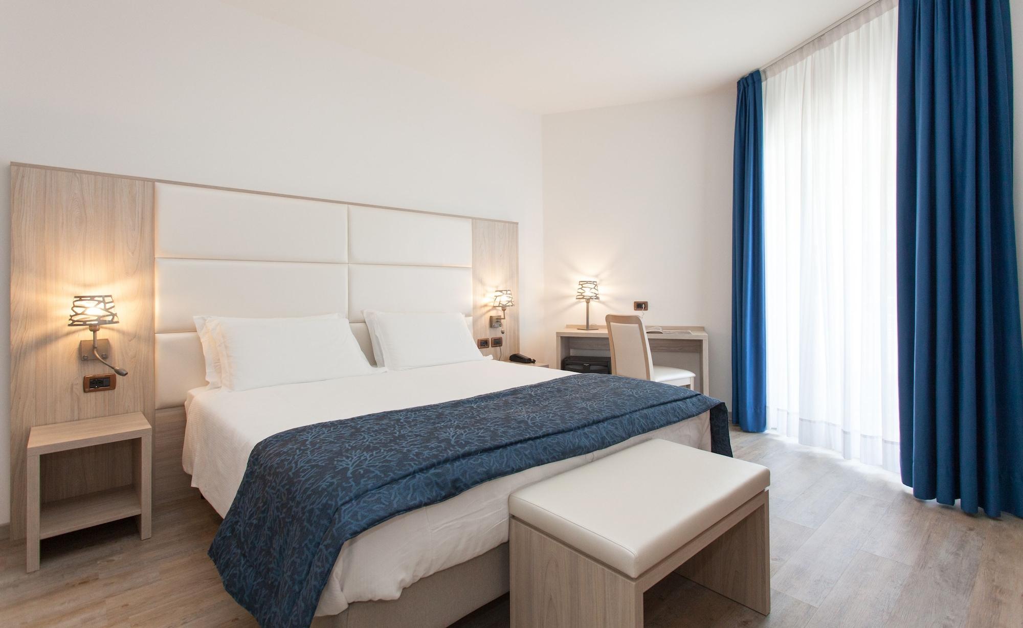 Regent'S Hotel Jesolo Extérieur photo