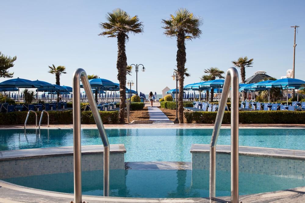 Regent'S Hotel Jesolo Extérieur photo