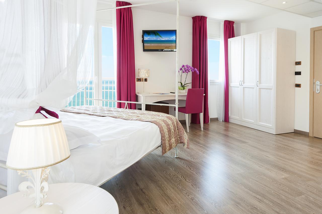 Regent'S Hotel Jesolo Extérieur photo