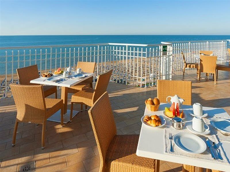Regent'S Hotel Jesolo Extérieur photo