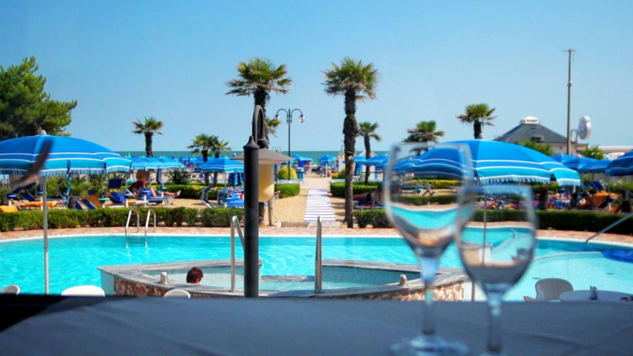 Regent'S Hotel Jesolo Extérieur photo